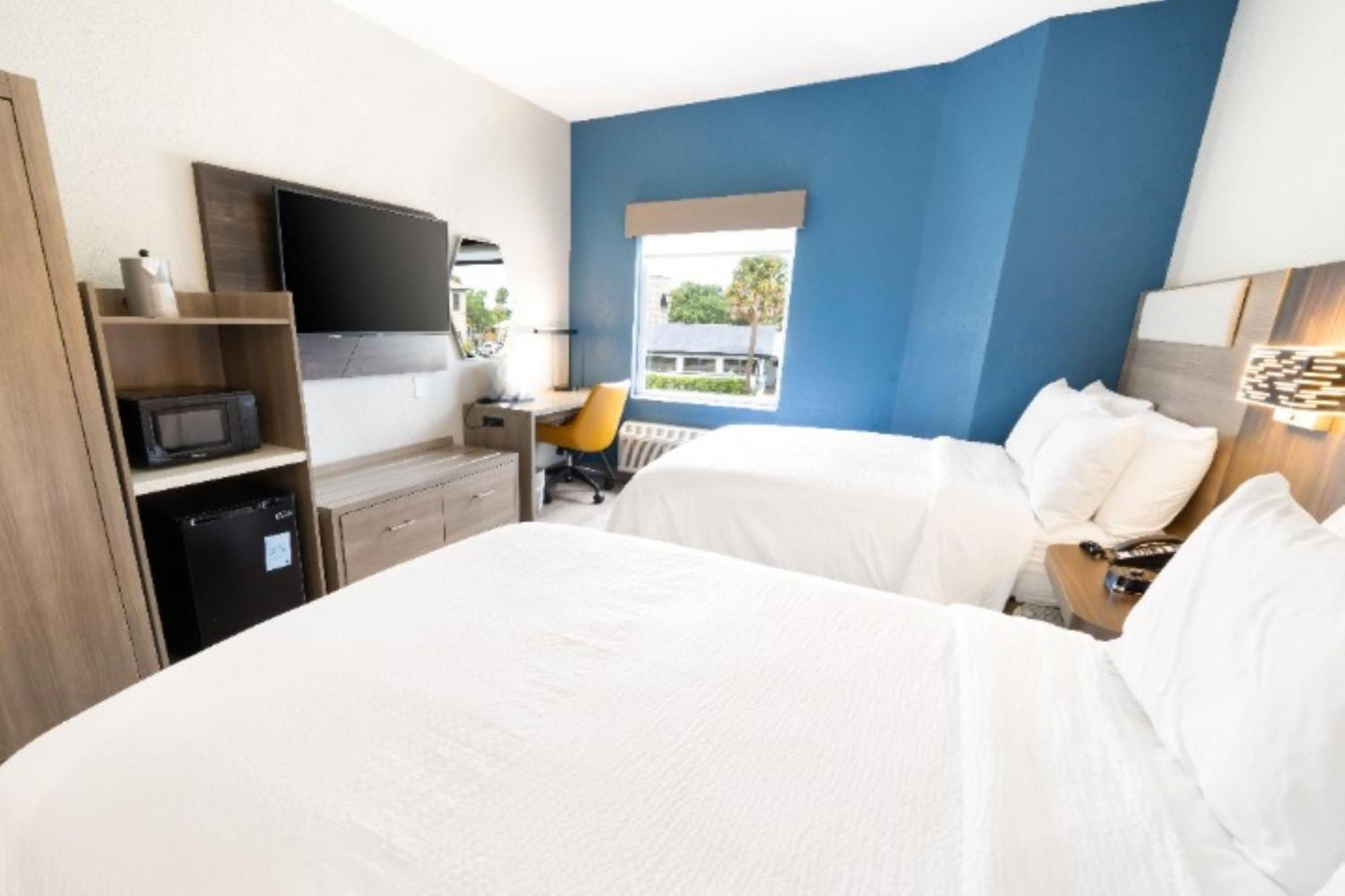 Standard Room Two Queen Beds